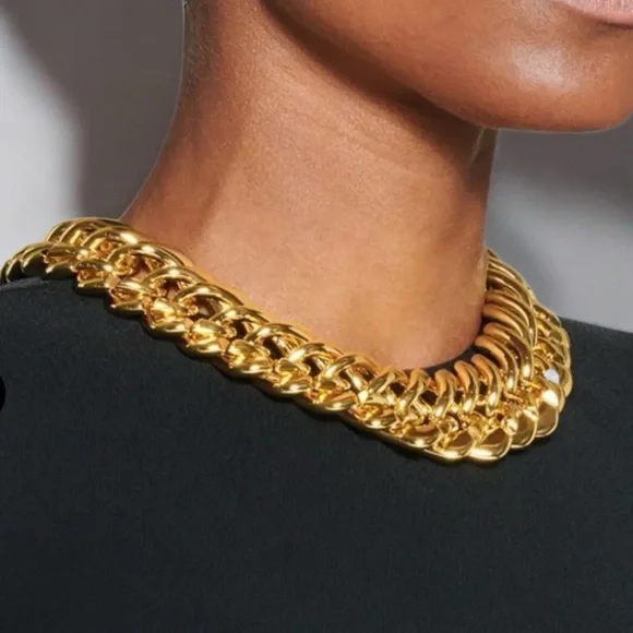 Balenciaga Gold-Tone Linked Chunky Chain Necklace - Picture 2 of 10